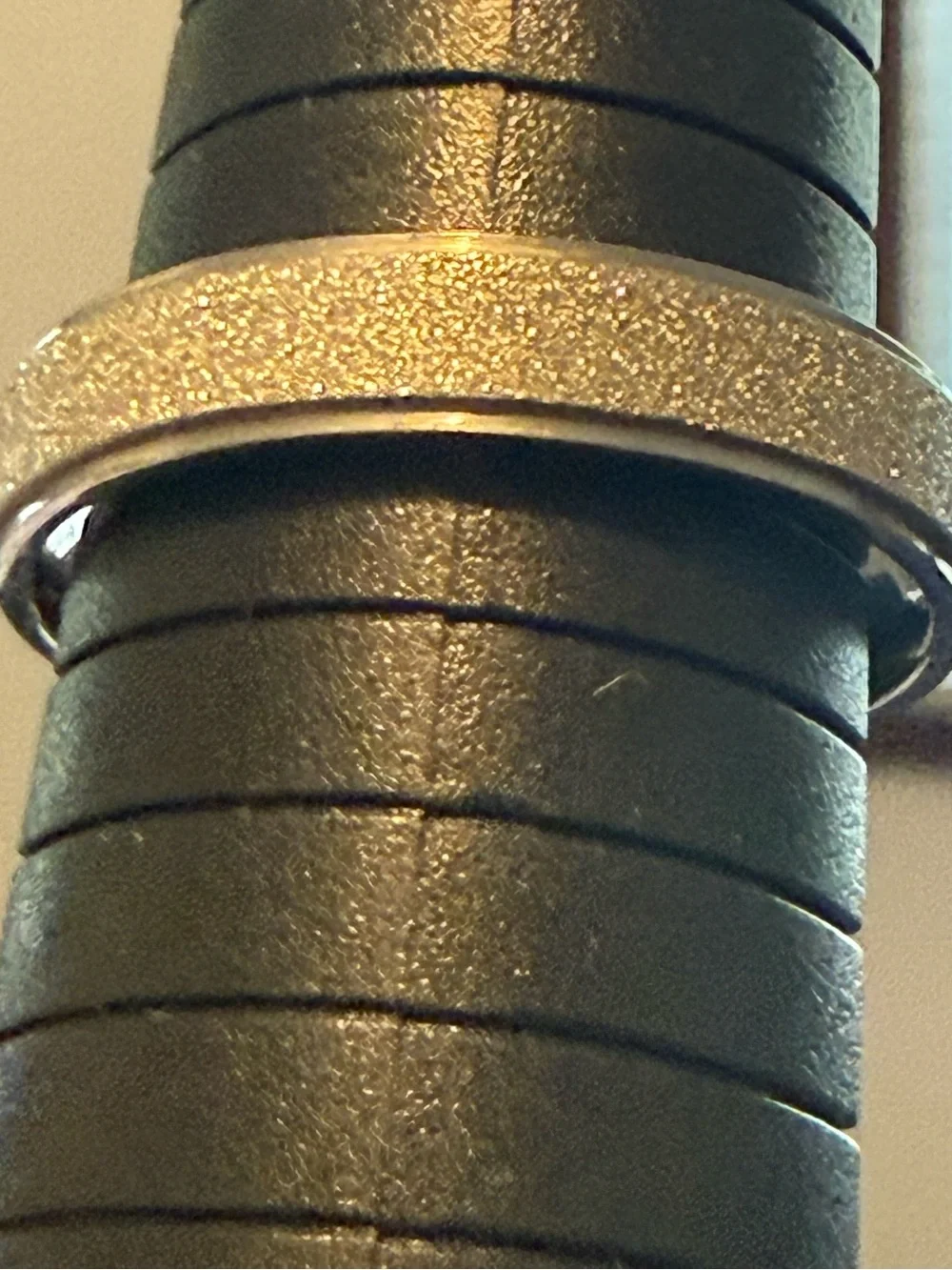Silver Glitter Sparkle Textured Band Ring Size 11.5 / 12 Minimalist Chic⁠